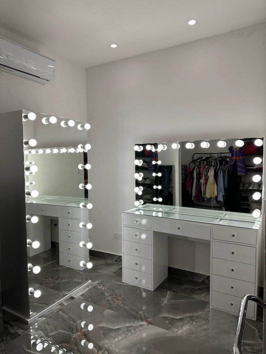 Hollywood Glow Vanity Set